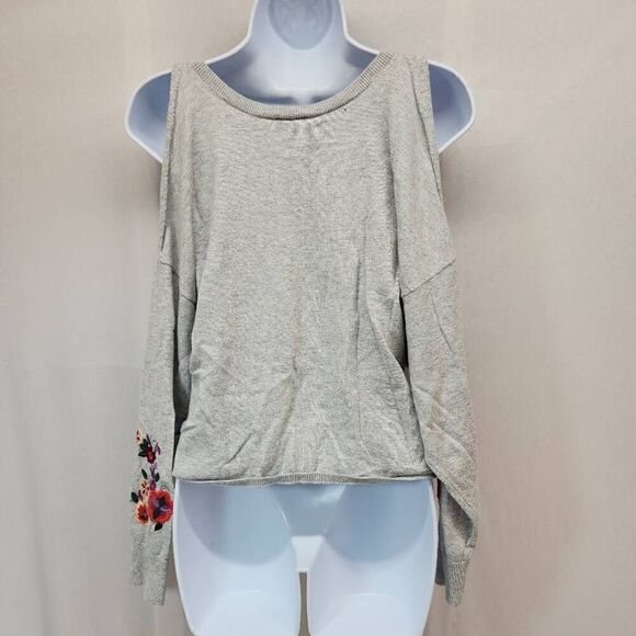 Express Size Small Grey Cold Shoulder with Embroidered Floral Sleeve Comfort Lon - Picture 2 of 7